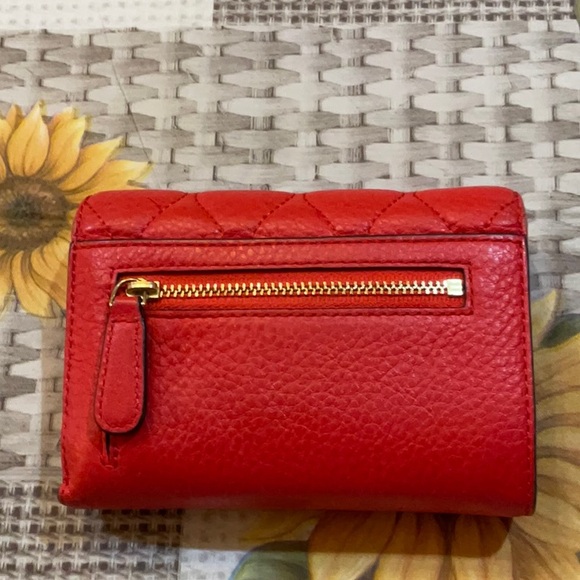 Vera Bradley red wallet with floral lining, good condition. - Picture 2 of 9